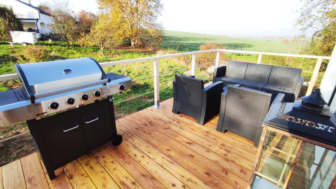 Ranch 66 - Moderni Tiny House Black Swallow Ve Stylu Route 66 Se Saunou A Bazenem Tršice Екстериор снимка